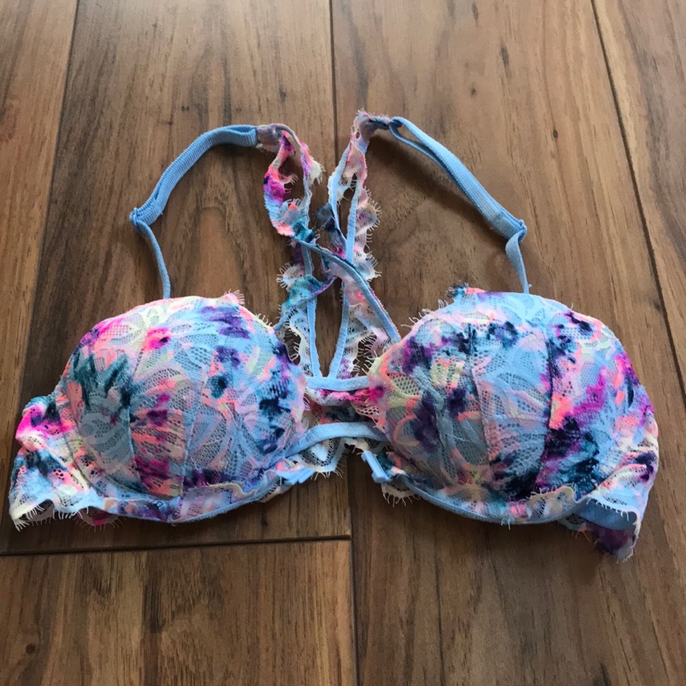 VS push-up bra